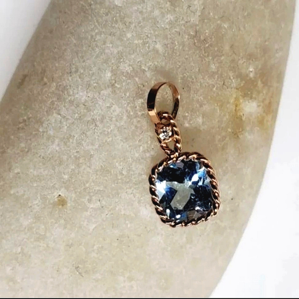 Aquamarine and Diamond Rose Gold Pendant